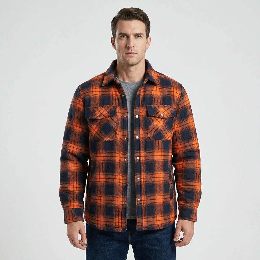 Classic warm men's plaid jacket, ideal for winter comfort and lumberjack style.