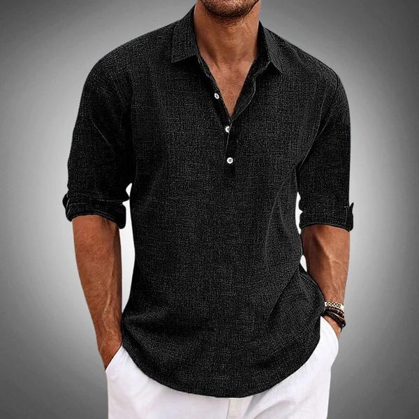 Navy blue men's relaxed fit polo shirt, offering everyday comfort & classic style. Short sleeve, perfect for casual wear.