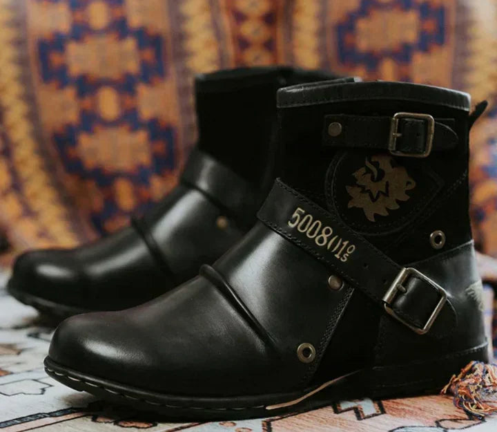 Men's classic retro style boots with buckle detail, perfect for elegant and versatile everyday wear. Vintage inspired fashion.
