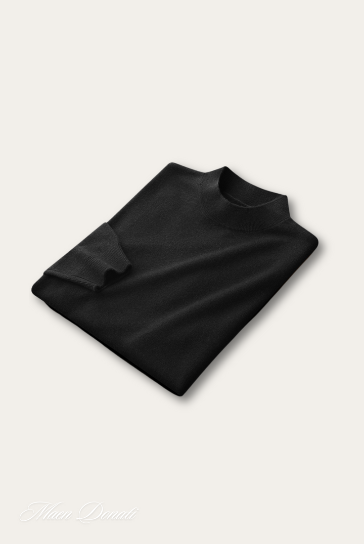 Men's classic round neck comfort sweater in a versatile winter color. Cozy everyday casual wear.