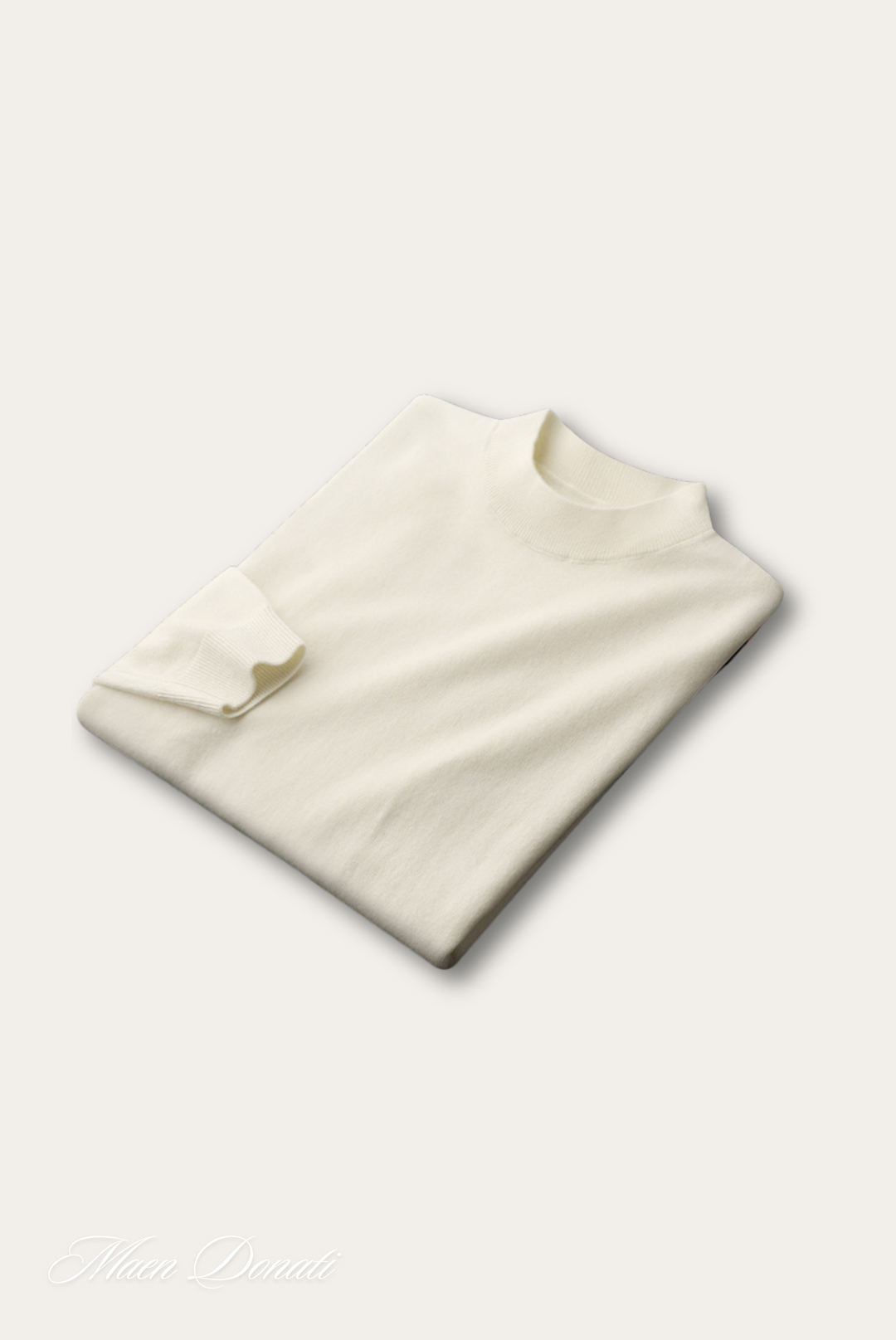 Stylish men's round neck comfort sweater, a cozy & classic piece for winter and casual layering.