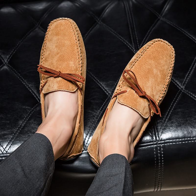 Classic men's slip-on loafers, designed for ultimate comfort and versatile casual fashion.