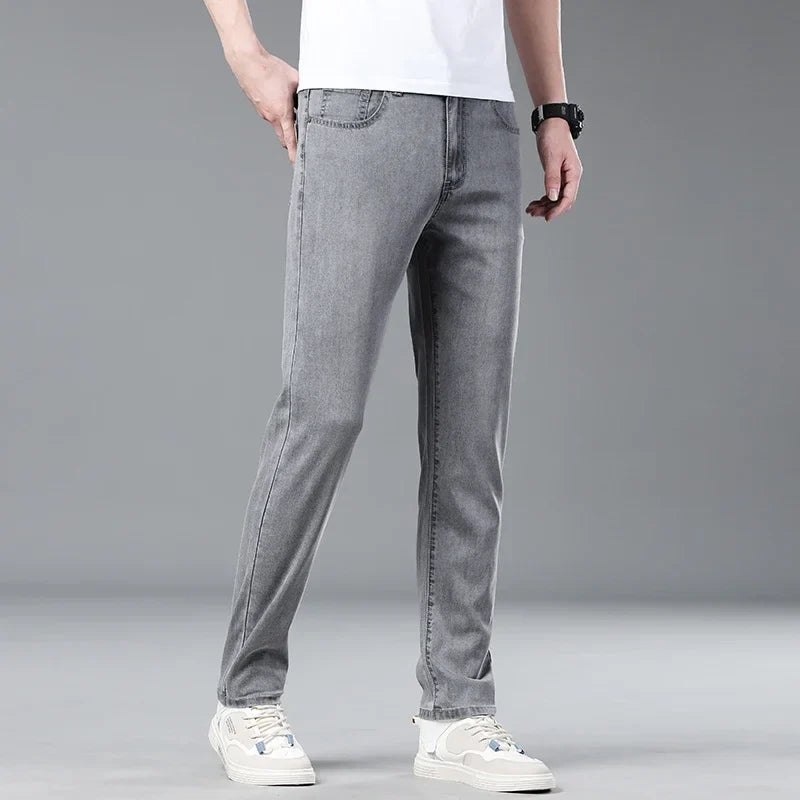 Effortless style with these men's straight fit denim jeans. Ideal for comfortable everyday casual wear.