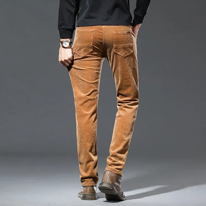 Classic straight fit men's trousers, perfect for business casual or stylish everyday outfits. A versatile bottom.