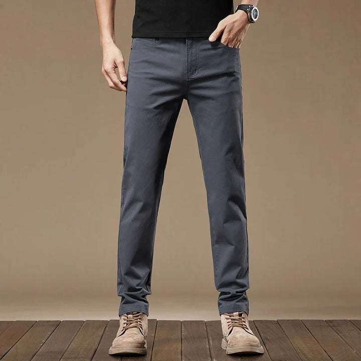 Modern fit men's straight-leg tailored pants, offering comfort for smart casual & everyday wear.