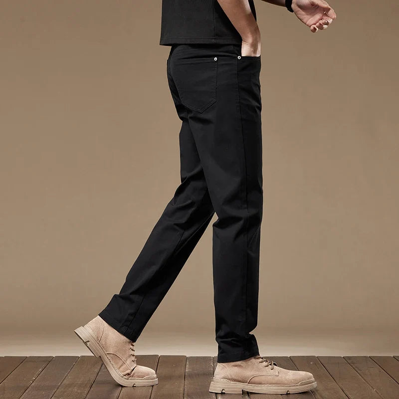 Classic straight-leg tailored pants for men, ideal for comfortable and stylish everyday wear.