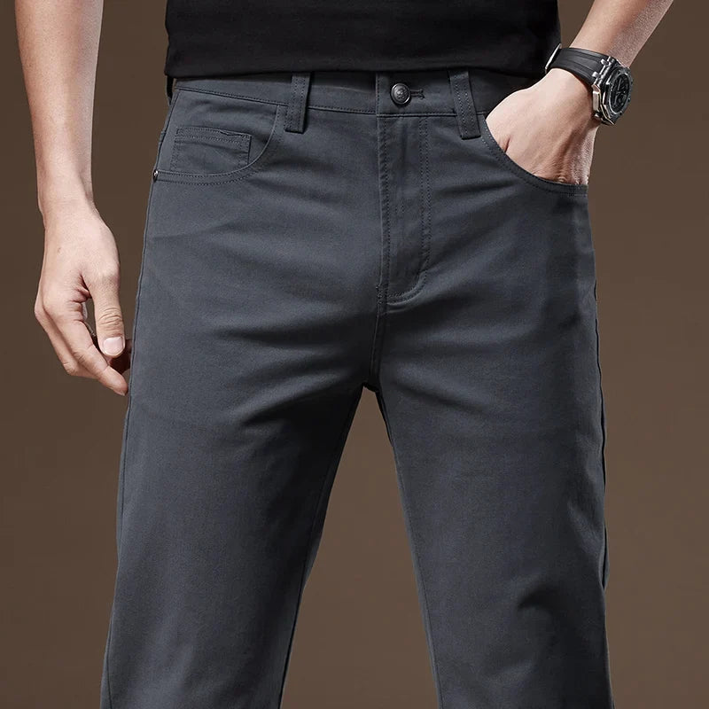 Men's classic straight-leg tailored pants, a modern fit essential for timeless men's fashion.