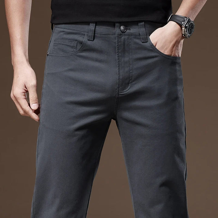 Men's classic straight-leg tailored pants, a modern fit essential for timeless men's fashion.