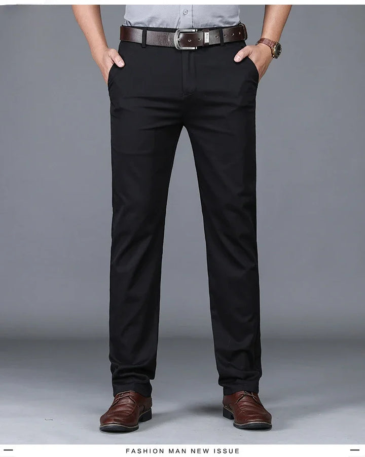 Detailed view of pocket on classic fit blue gray men's straight-leg trousers, durable everyday wear.