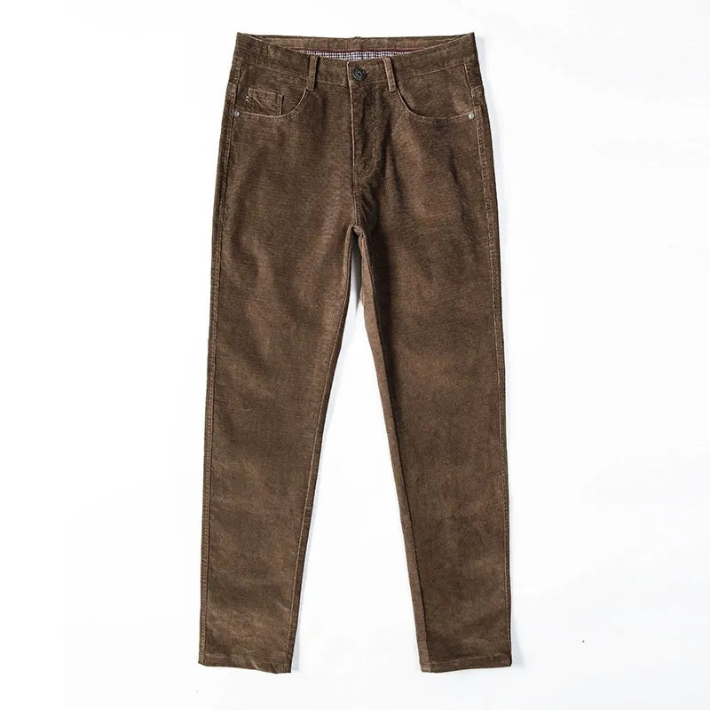 Classic men's corduroy pants with stretch, a midweight straight fit for ultimate comfort.