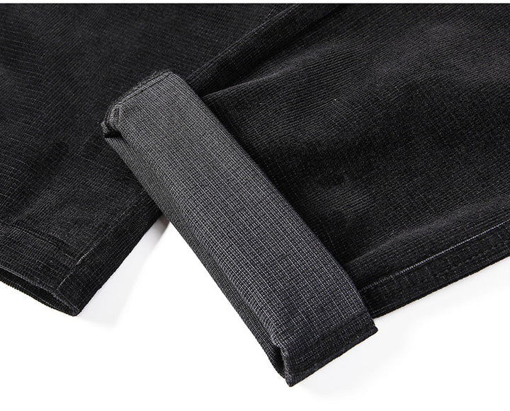Smart casual men's stretch corduroy pants, designed for comfort and versatile everyday wear.