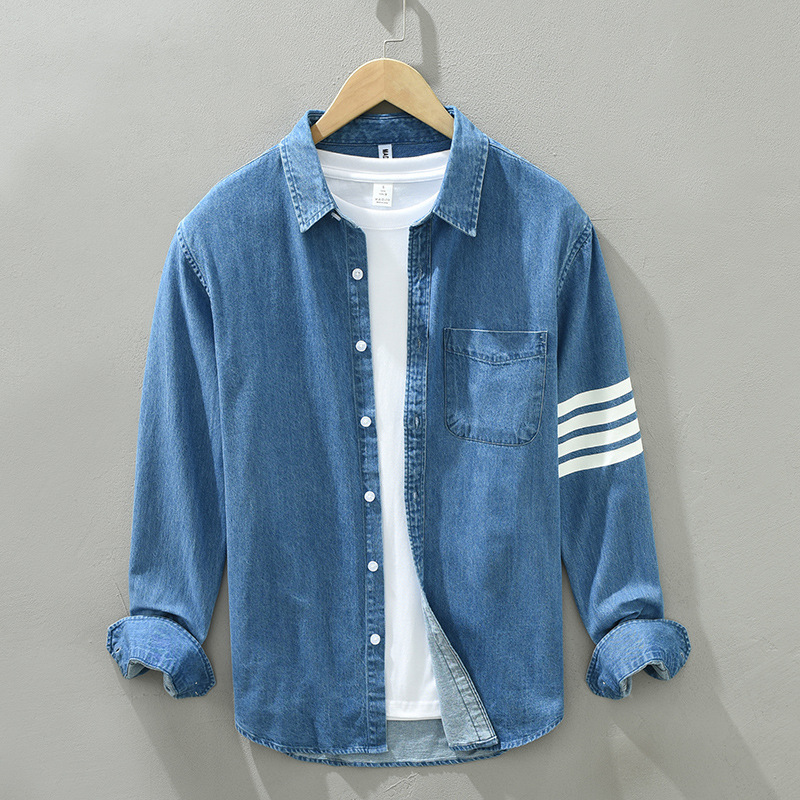 Comfortable men's premium long-sleeve striped shirt, perfect for a relaxed retro look.