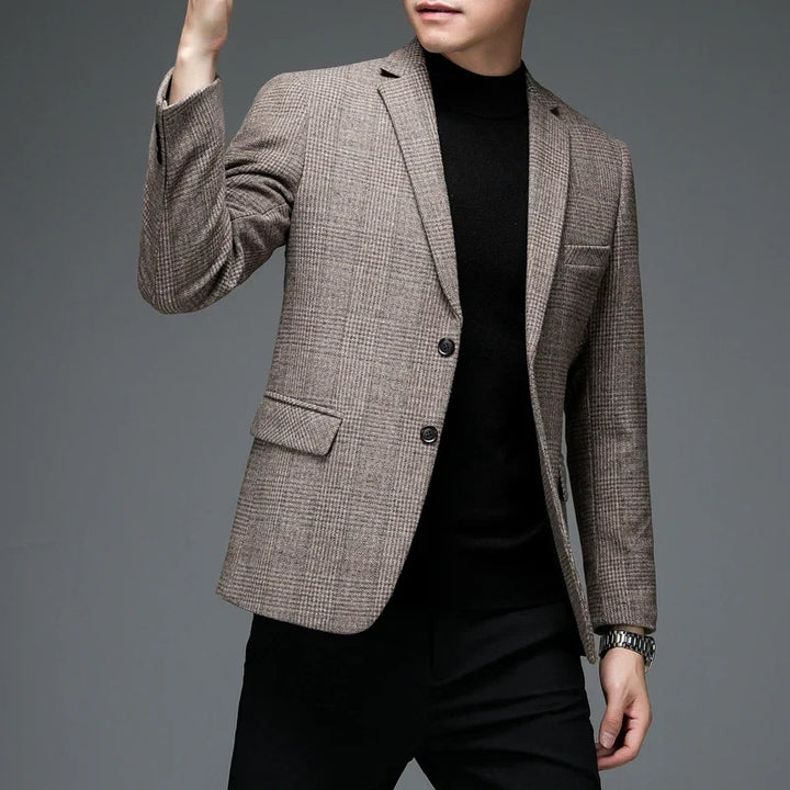 Men's classic tailored blazer for timeless style. Perfect for business attire & smart casual looks.