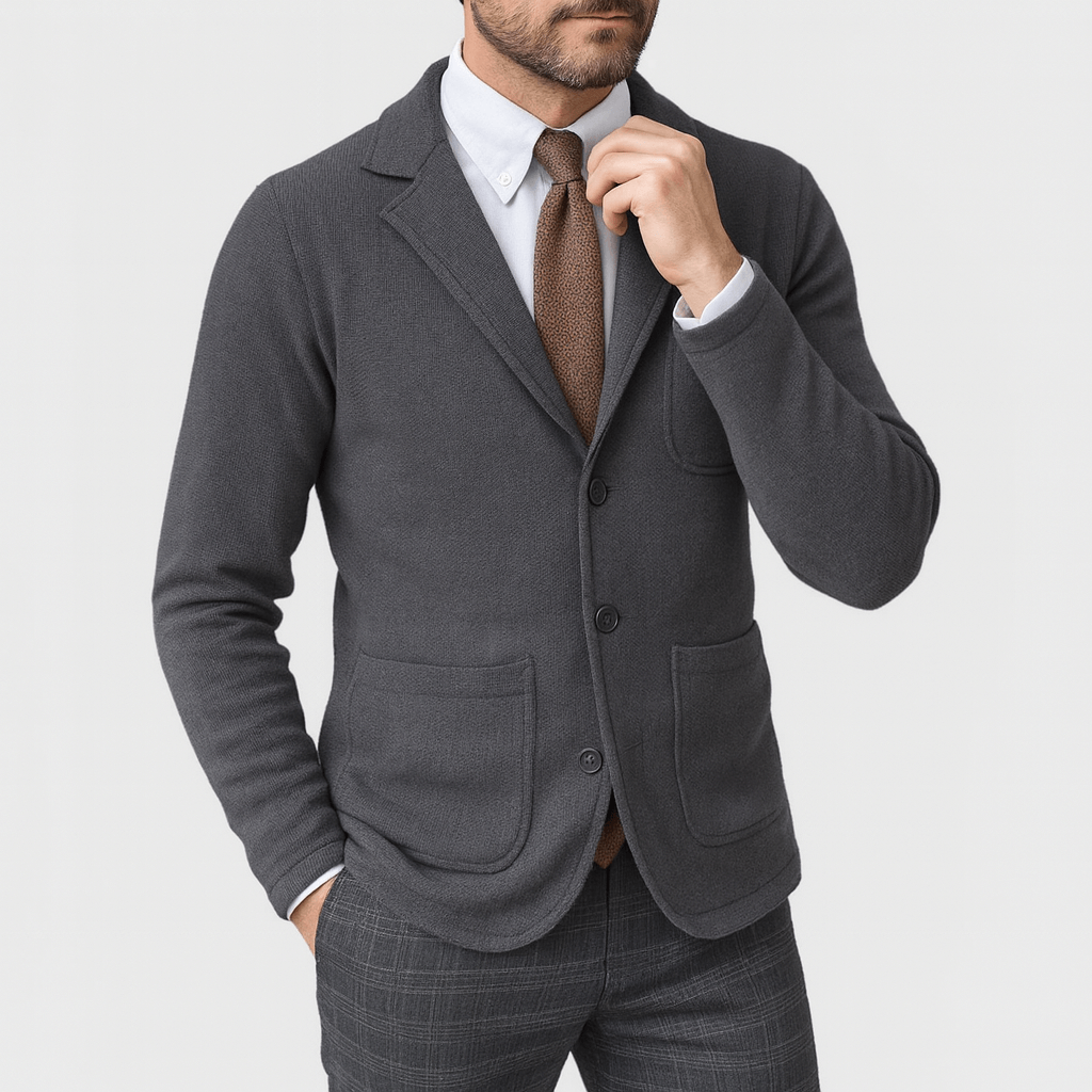 Elegant men's blazer, ideal for business meetings, events, or a sophisticated smart casual outfit.