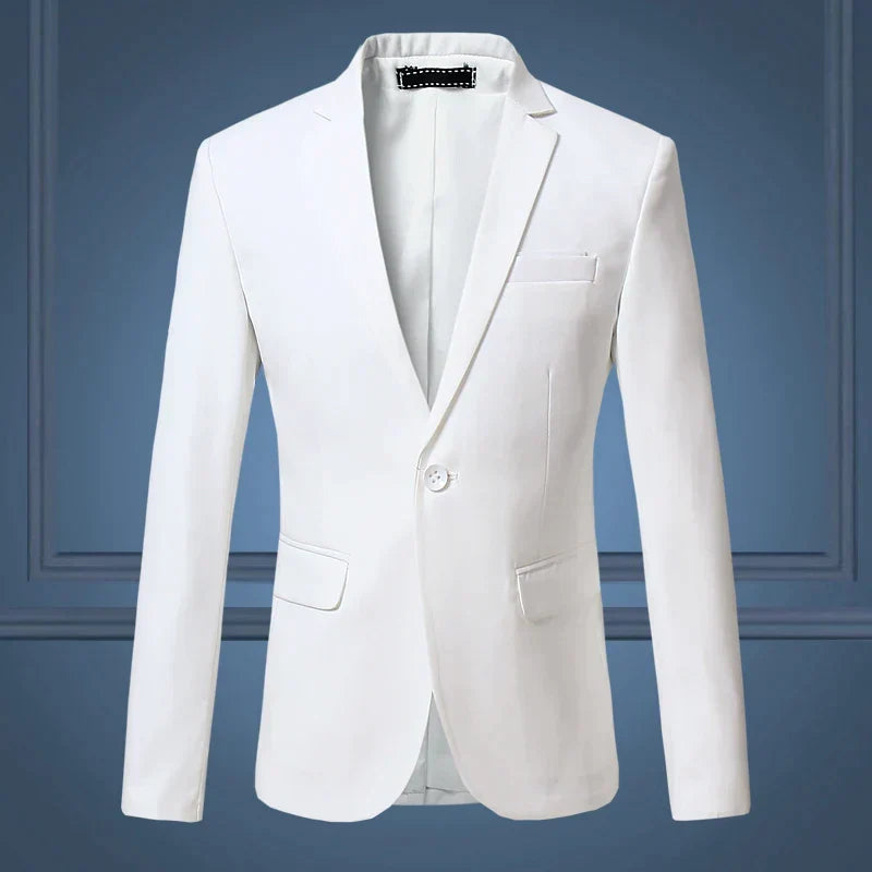 Well-fitted men's classic blazer, designed for a sharp look in business or casual settings.