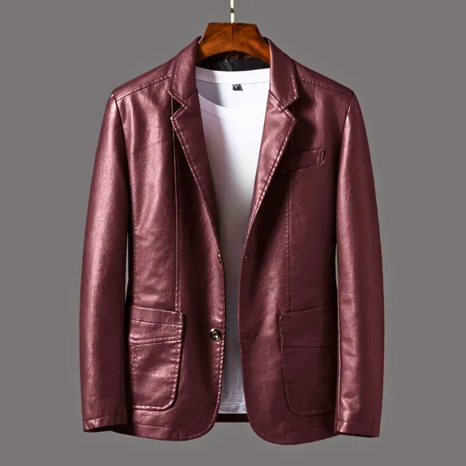 Well-fitting men's classic tailored jacket, a smart casual button-up perfect for everyday style & events.
