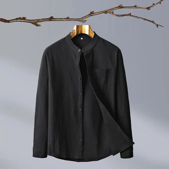 Everyday men's tailored button-up shirt, a classic long-sleeve piece for smart casual and workwear style.