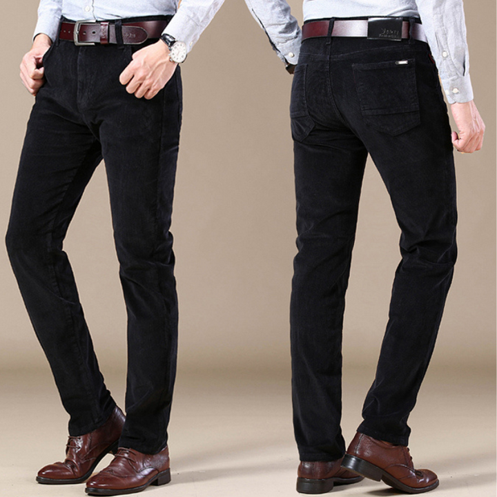 Back pocket detail of men's classic textured straight-leg jeans, emphasizing classic style.