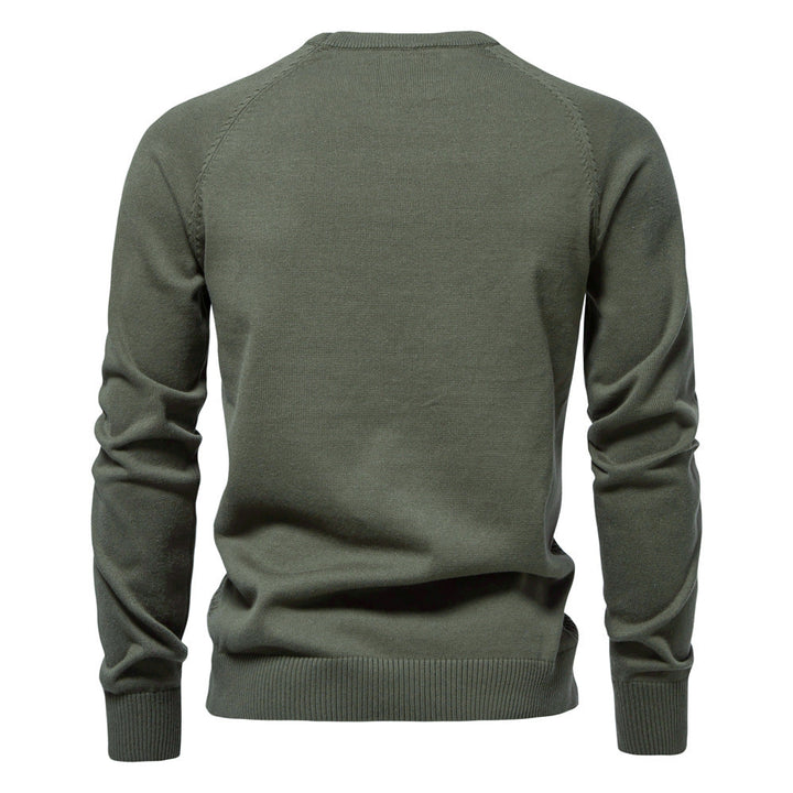 Men's versatile long sleeve crewneck textured waffle knit pullover sweater, casual menswear.