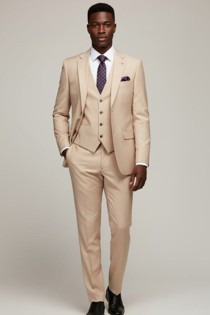 Sophisticated men's three-piece suit for galas & special occasions. Tailored fit, classic design, elegant formal wear.