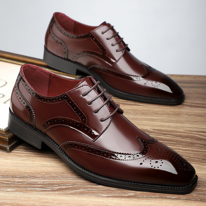 Men's timeless wingtip brogue dress shoes, a must-have for classic fashion.