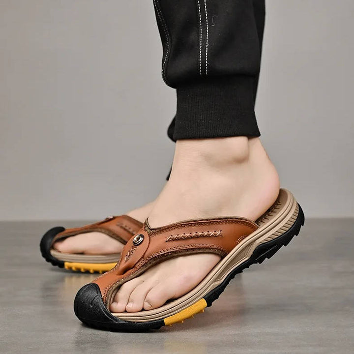 Men's closed toe comfort sandals, water resistant, non-slip, ideal for outdoor, beach, and casual summer wear.