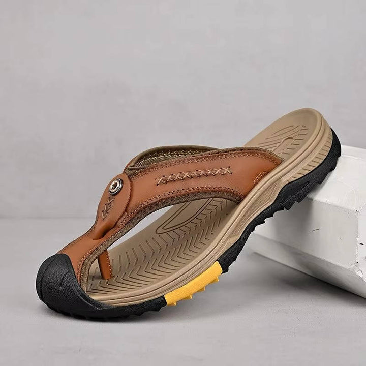Men's water resistant closed toe beach sandals, non-slip, great for summer aquatic activities & casual comfort.