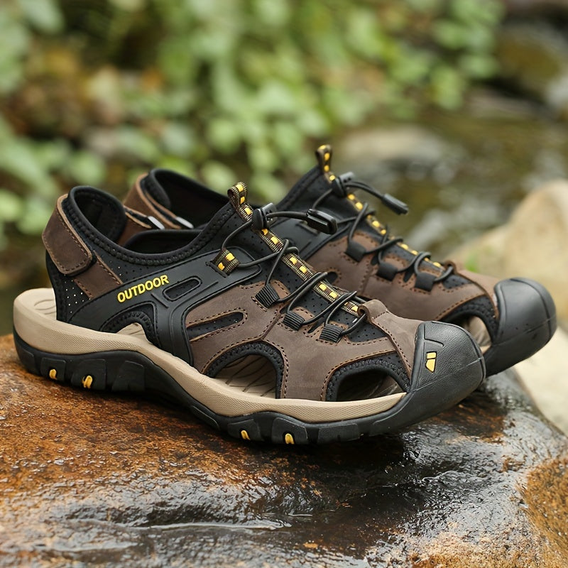 Men's outdoor closed-toe sandals with superior traction, ideal for comfortable and secure trail hiking.