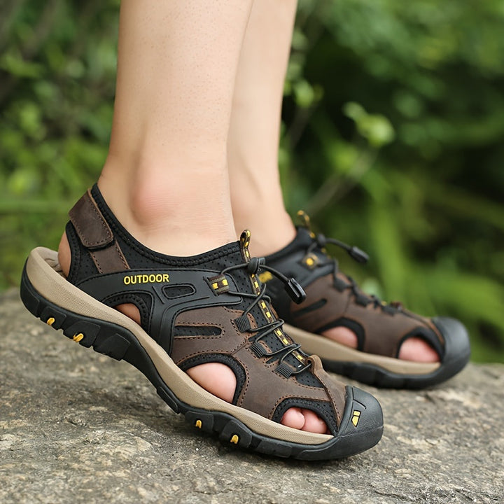 Adjustable men's adventure sandals, closed-toe design provides ultimate comfort and protection on hikes.
