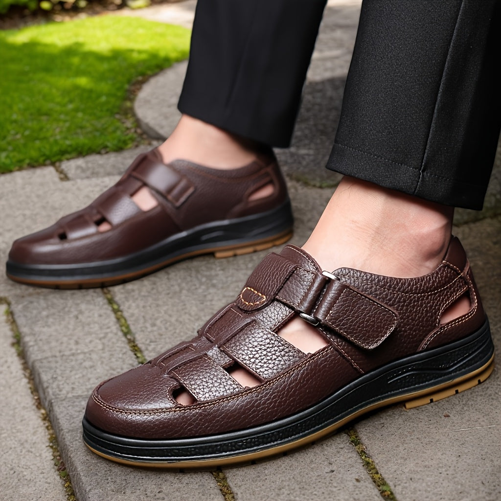 Durable men's summer sandals, closed-toe design, ideal for outdoor adventures & comfortable everyday wear.