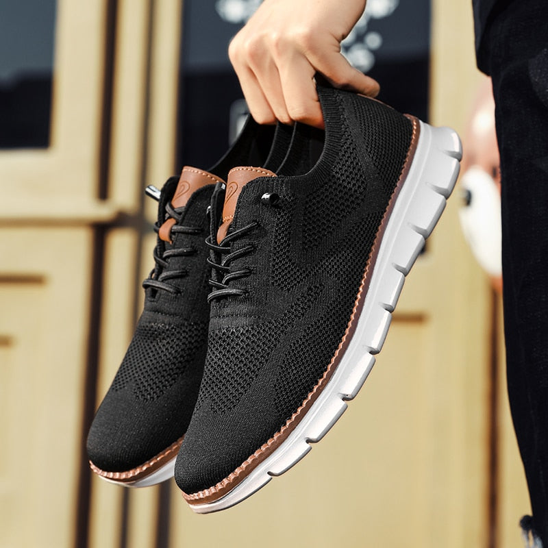 Close-up of the sole of Colin men's breathable summer shoes, indicating durability and grip