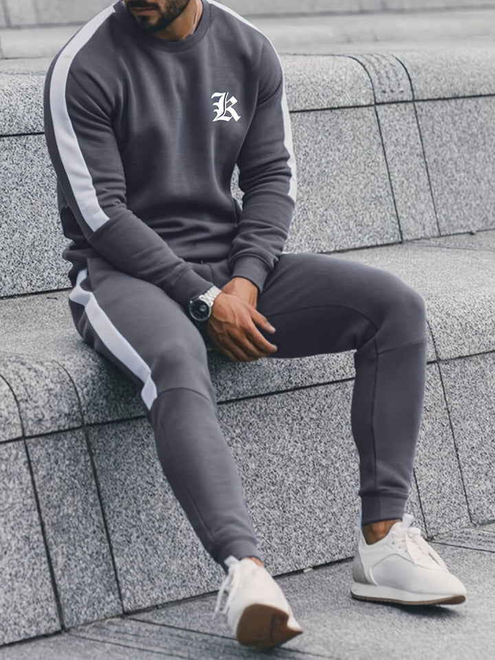 Men's color block 2-piece tracksuit set, ideal for activewear and casual style.