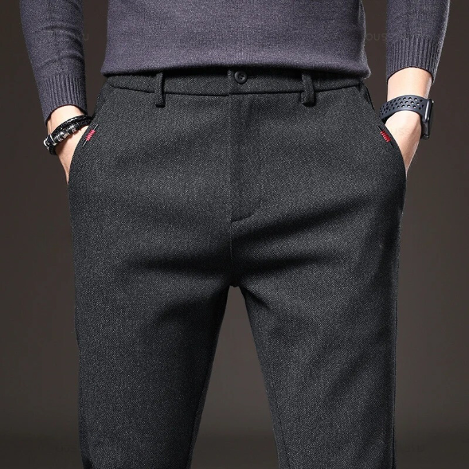 Relaxed fit men's brushed straight leg pants with a secure zipper fly. Perfect comfortable casual bottoms.