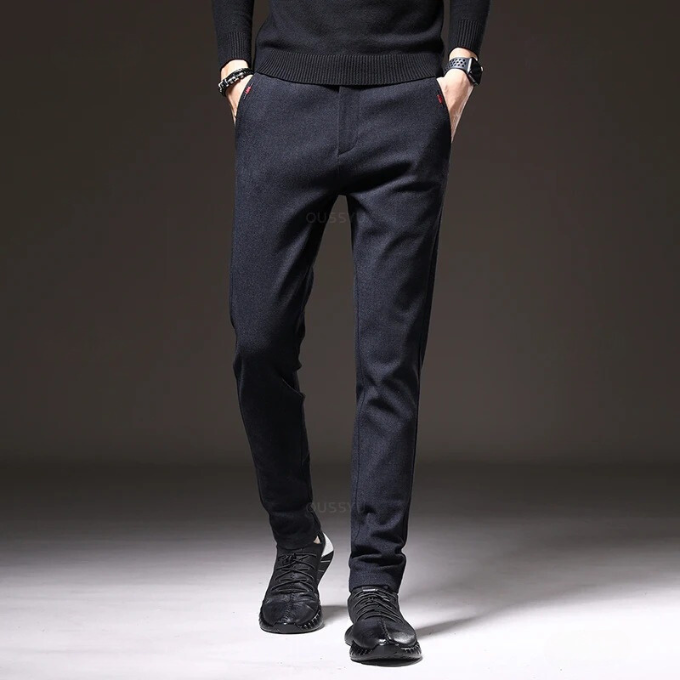 Versatile men's brushed casual pants, comfortable for all-day wear. Straight leg design for men's fashion.