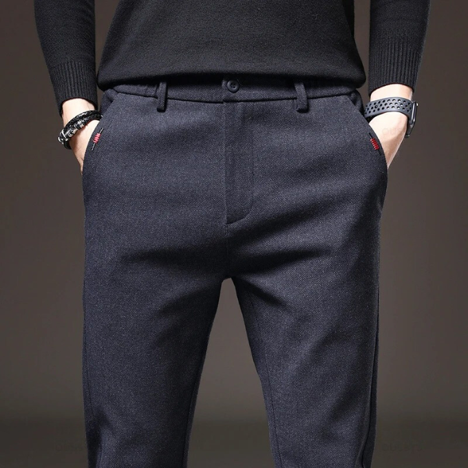 Men's fashion bottoms: comfortable brushed casual pants with a relaxed straight leg. Perfect for versatile wear.