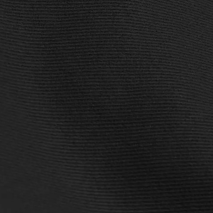 Casual men's utility cargo trousers with a comfortable, relaxed fit, suitable for everyday wear.