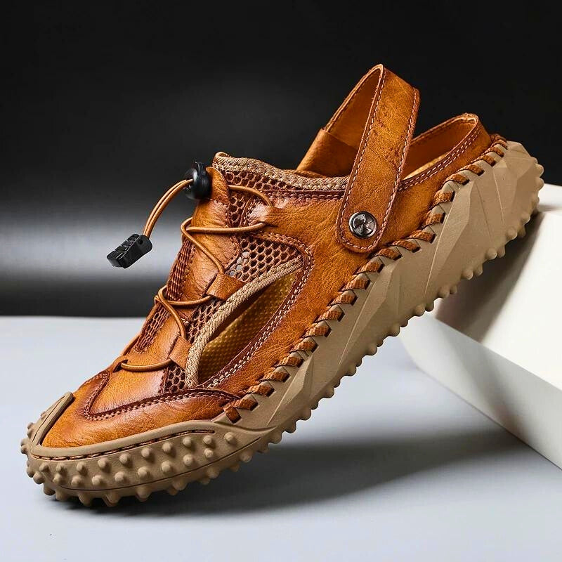 Men's comfort trail sandals with quick-lace system, ideal for outdoor adventures & summer activities.