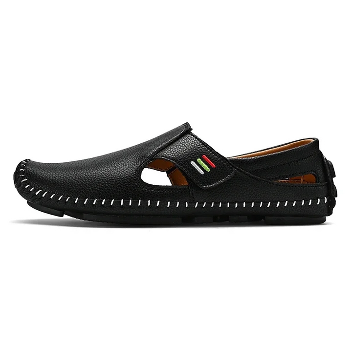 Simple design men's adjustable sandals, comfortable everyday slip-on footwear for summer.