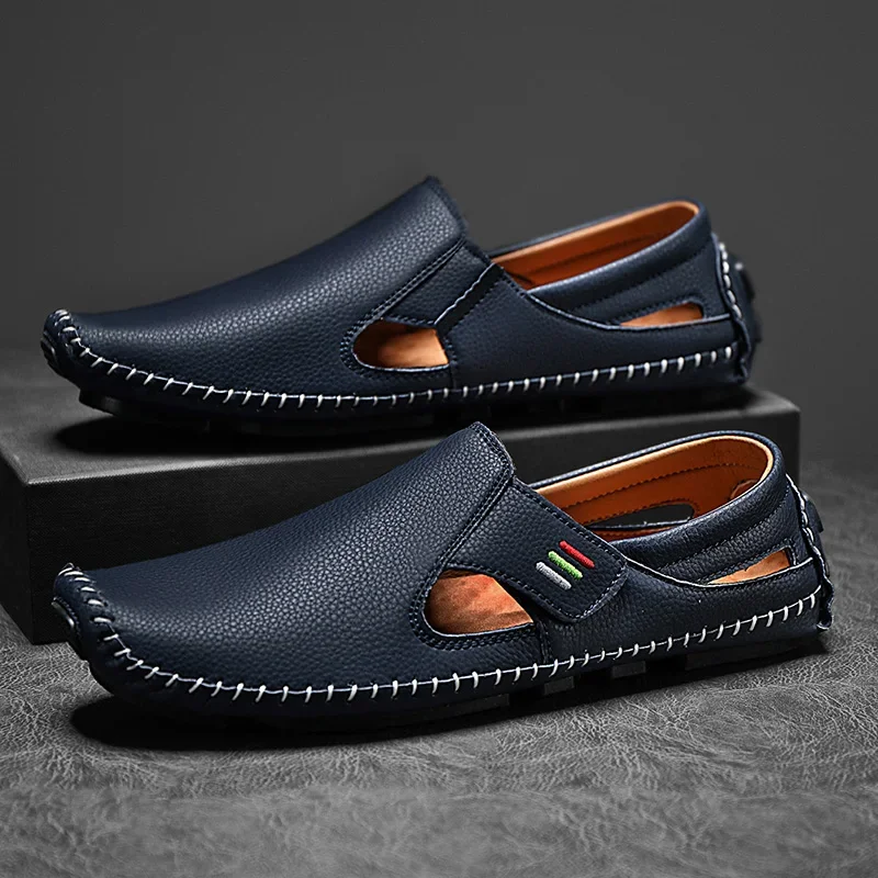 Adjustable strap men's casual sandals, perfect for customized fit, walking, & summer comfort.