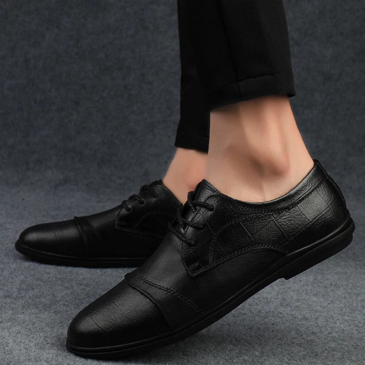 Men's business casual brown dress shoes, comfortable yet professional for versatile styling.