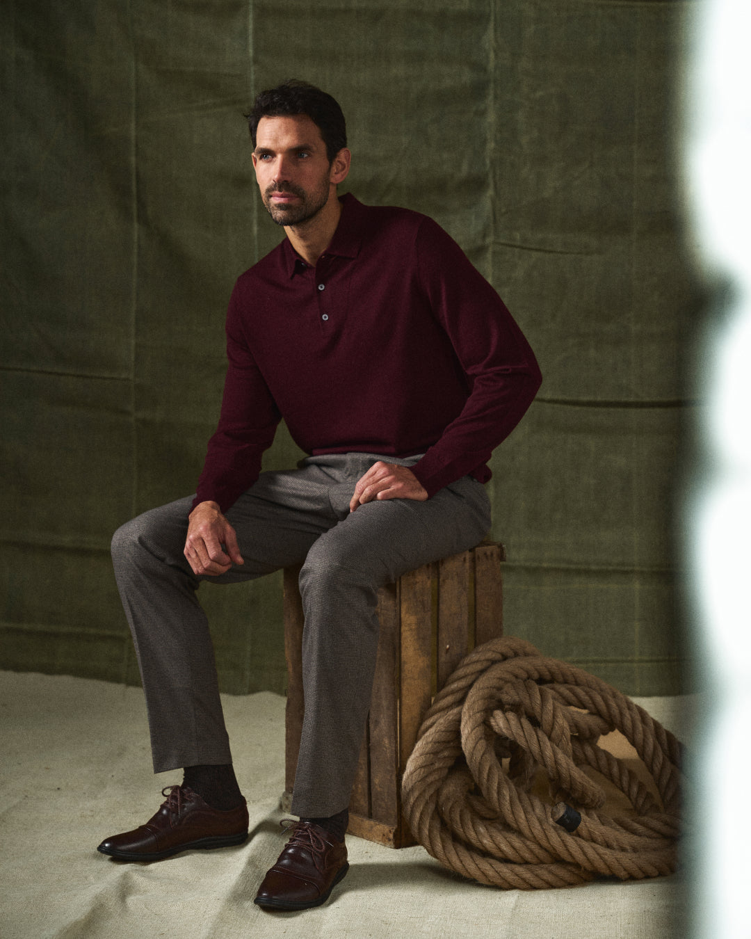 Versatile men's dress shoes, ideal for business casual & formal events, premium comfort design.