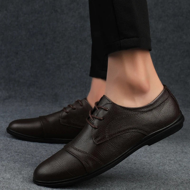 Ergonomic men's professional black dress shoes, ultimate comfort for long work days.