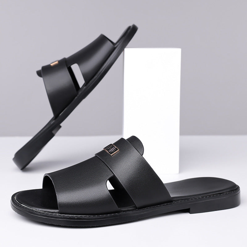 Lightweight men's walking sandals, perfect comfort shoes for summer, outdoor, and casual use.