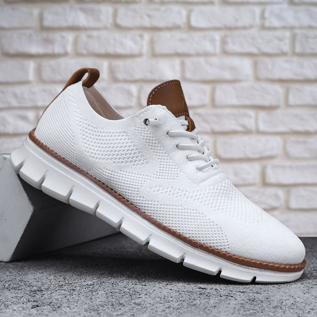 Lightweight men's orthopedic walking shoes, anti-slip sole for daily comfort and stability.