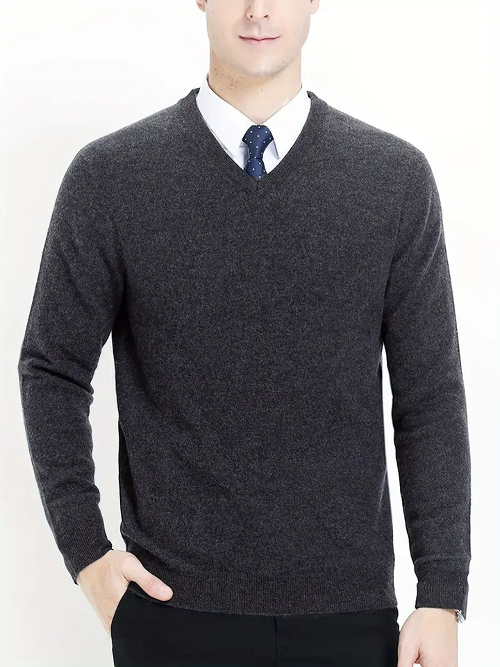 Elegant men's knitted round neck sweater. A staple for versatile menswear, smart casual approved.