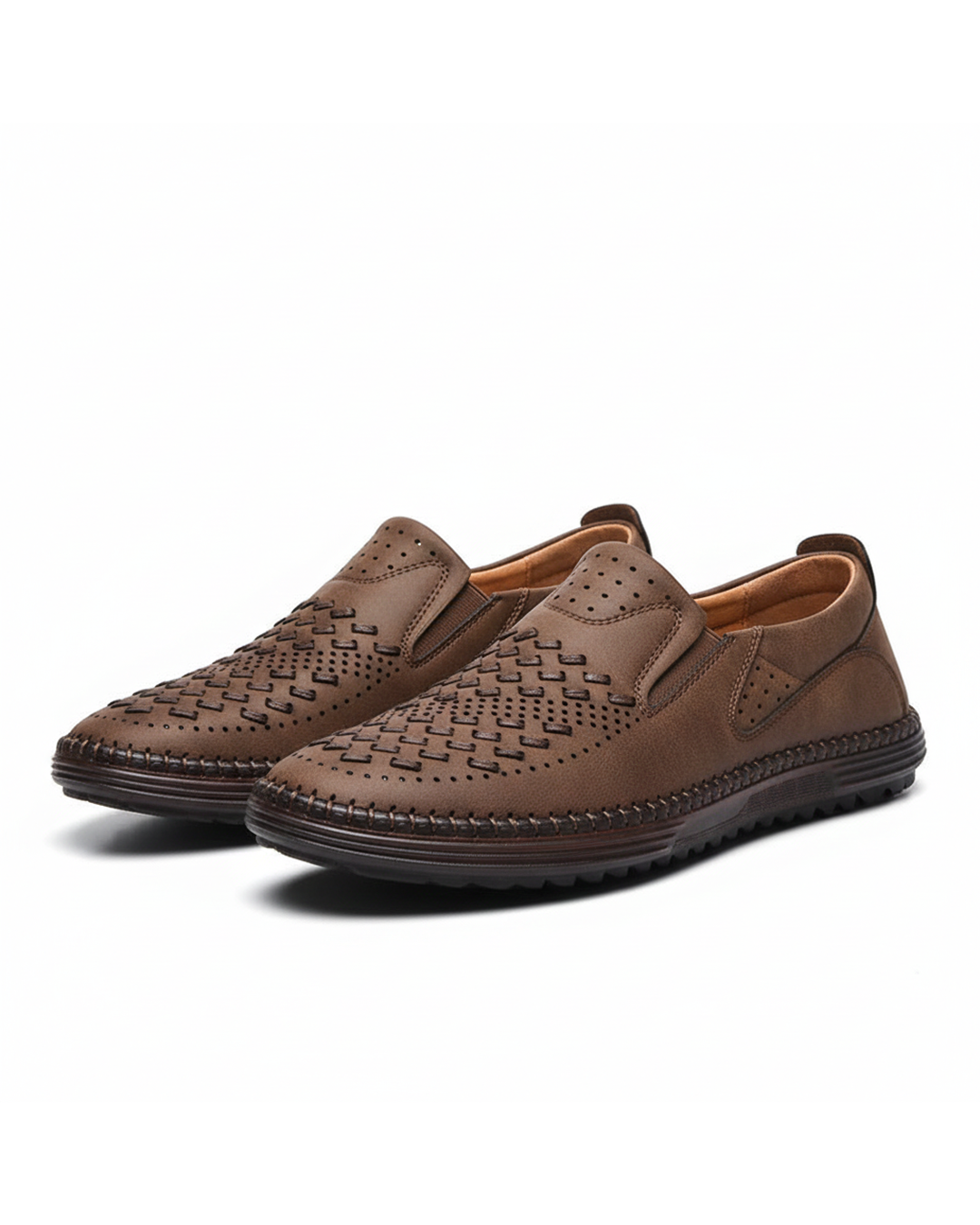 Men's comfortable slip-on loafers, perfect for everyday wear. Cushioned casual shoes for walking.