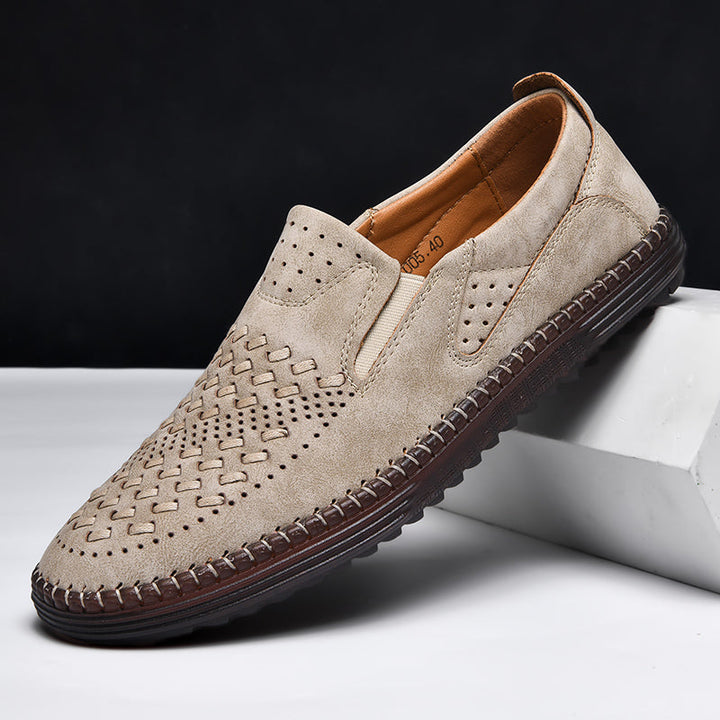 Men's walking shoes: comfortable slip-on loafers with cushioning for everyday wear and breathable design.