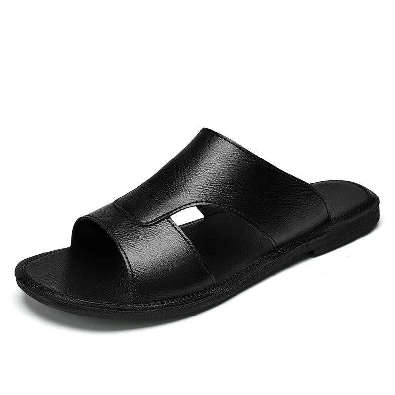Durable men's slip-on summer sandals with an anti-slip sole, perfect for outdoor comfort.
