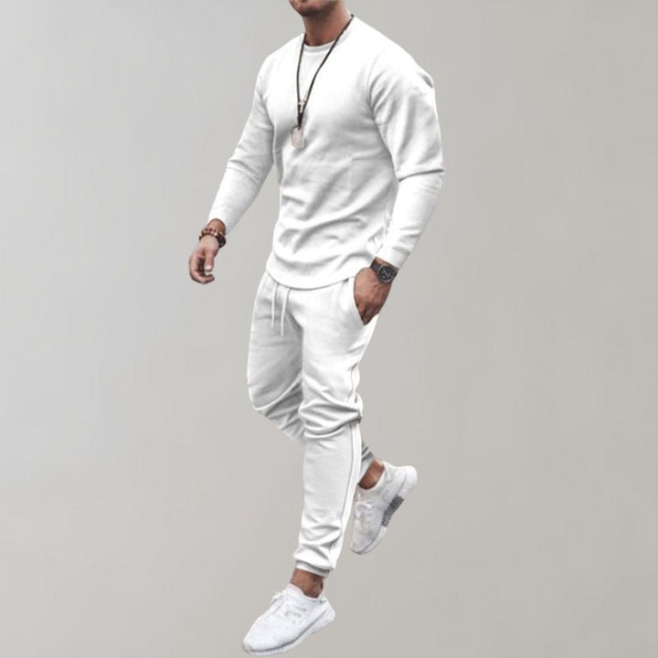 Comfortable men's sporty tracksuit set, designed for athletic performance & relaxed casual wear. Essential men's clothing.