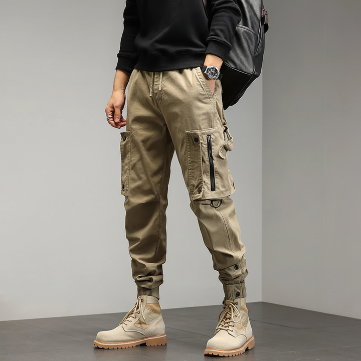 Stylish men's cargo pants in a neutral tone, made with stretch fabric for ultimate comfort